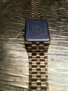 Titian Gold Wach Men&#39;s!!