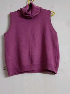 High neck Top