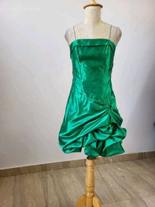 PREMIUM GREEN PARTY DRESS FOR WOMEN