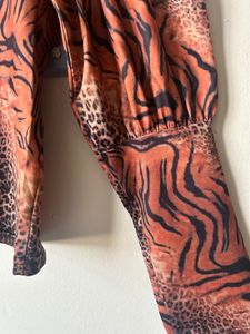 Shein Brand Tiger Print Crop Top With Puff Sleeves