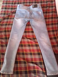 Light Wash Denim Jeans