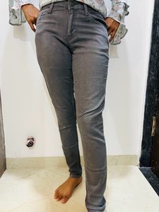 Gray Colour Straight Pant