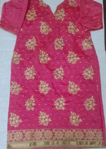 New🥰 Cute Shiny Pink PartyWear kurti With Lining
