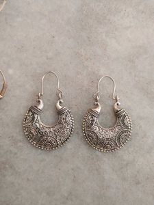 4 Pair Of Cute Earings