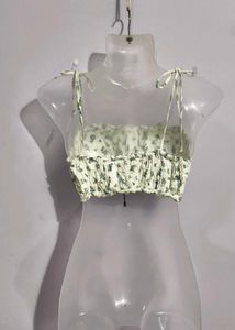 CUTE TOP
