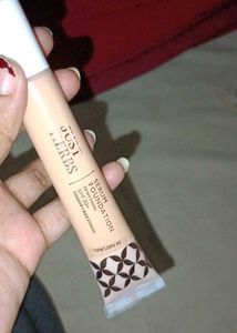 Serum Foundation Dewy Finish SPF30