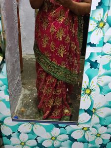Net Full Of Zari Work Saree Perfect For Wedding