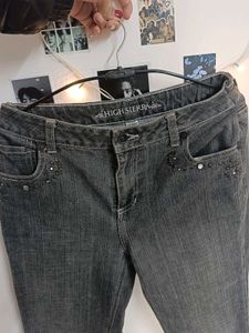 Low rise y2k bootcut jeans.