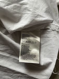 H&amp;M White Cropped shirt