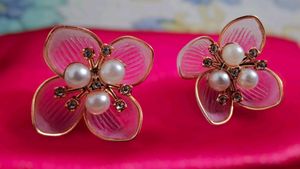 Floral Pearl Earrings