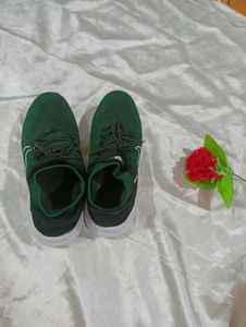 Nike Running Shoes - Forest Green