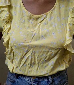 Floral Print Top With Ruffled Trims