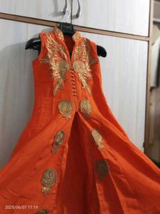 Title: Traditional Orange &amp; Beige Embroidered Anar