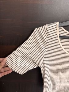 H&amp;M Striped Ribbed Top