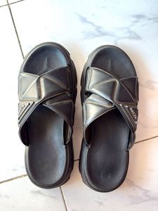 Stylish Black Sandals