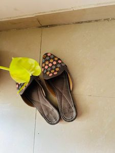 Grey Ehtnic Mojri Footwear