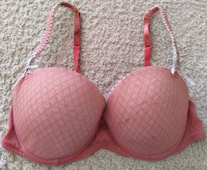 🌸 Pink Lace &amp; Mesh Bra by la Vie en Rose 🌸