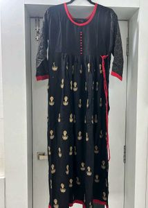 Nayra Kurti