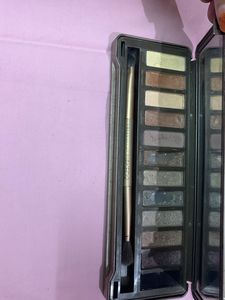 Naked 2 Eyeshadows