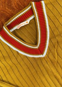 Dressberry Sweater