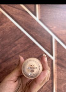 Combo of 2  Daily life forever 52 foundation