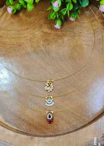 Elegant Pendant Necklaces