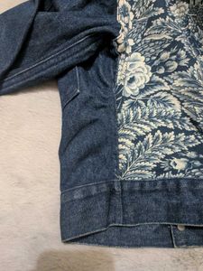🫠VTG Ralph Lauren Floral  denim jacket.