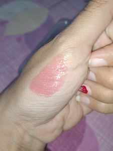 Swiss Beauty Shine &amp; Plump Lip Gloss