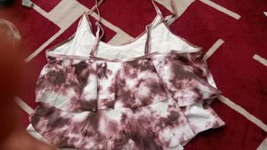 Stripped Crop Top