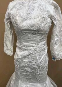 Elegant Long Sleeve Wedding Dress