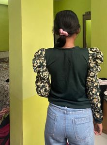 Floral Printed Sleeves TOP