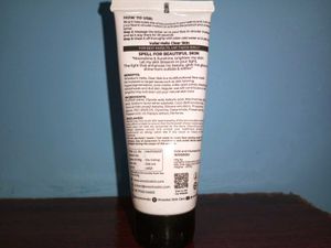 Woodoo Hello Clear Skin Brightening Facewash