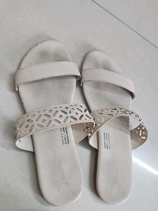Flat Slippers