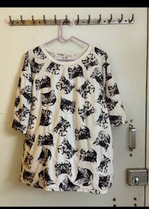 Oversized tee With Cats Print