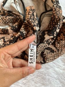 Y2K Snake Print Top 🫶🏻