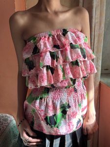 Floral Ruffled Blouse.