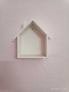 Cute House Shelf