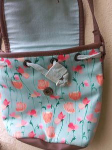 Tavisha Floral Sling Bag
