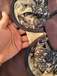 H&amp;M Floral Designer Mesh Bra 34C