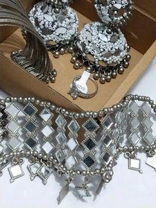 Desi Girl Hamper