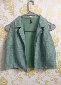 Vero Moda Women Sleeveless Collared Jacket