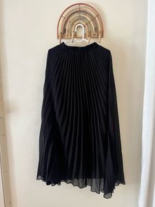 Pleated Midi Skirt