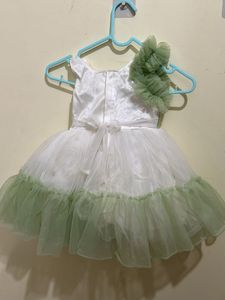 Elegant White &amp; Green Party Dress