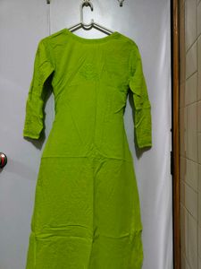 cotton Chikankari Kurti