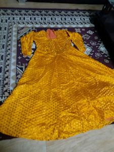 Gown With Cut Dana Heavy Work Shrug