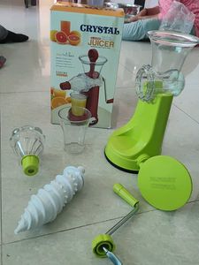 Crystal Fruit &amp; Vegetable Juicer