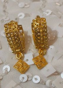 Golden Polish Studs Pack Of 1