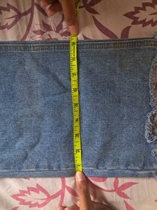 Wide Leg Frayed Hem Jeans