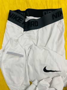 Nike Pro Dri-FIT  Tights Stretching