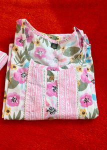 Very Attractive Kurti Set